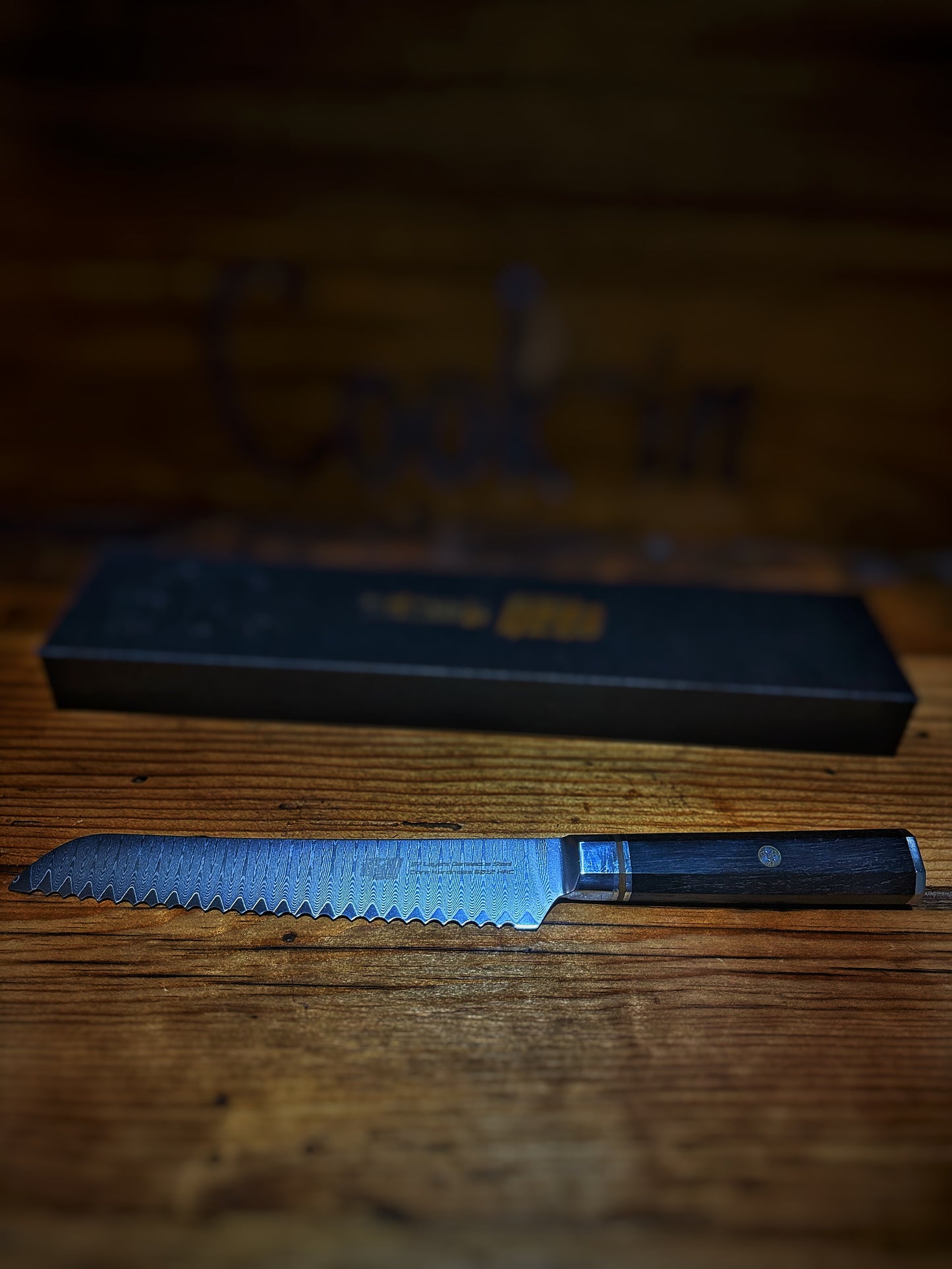 CUCHILLO DE PAN NEGRO